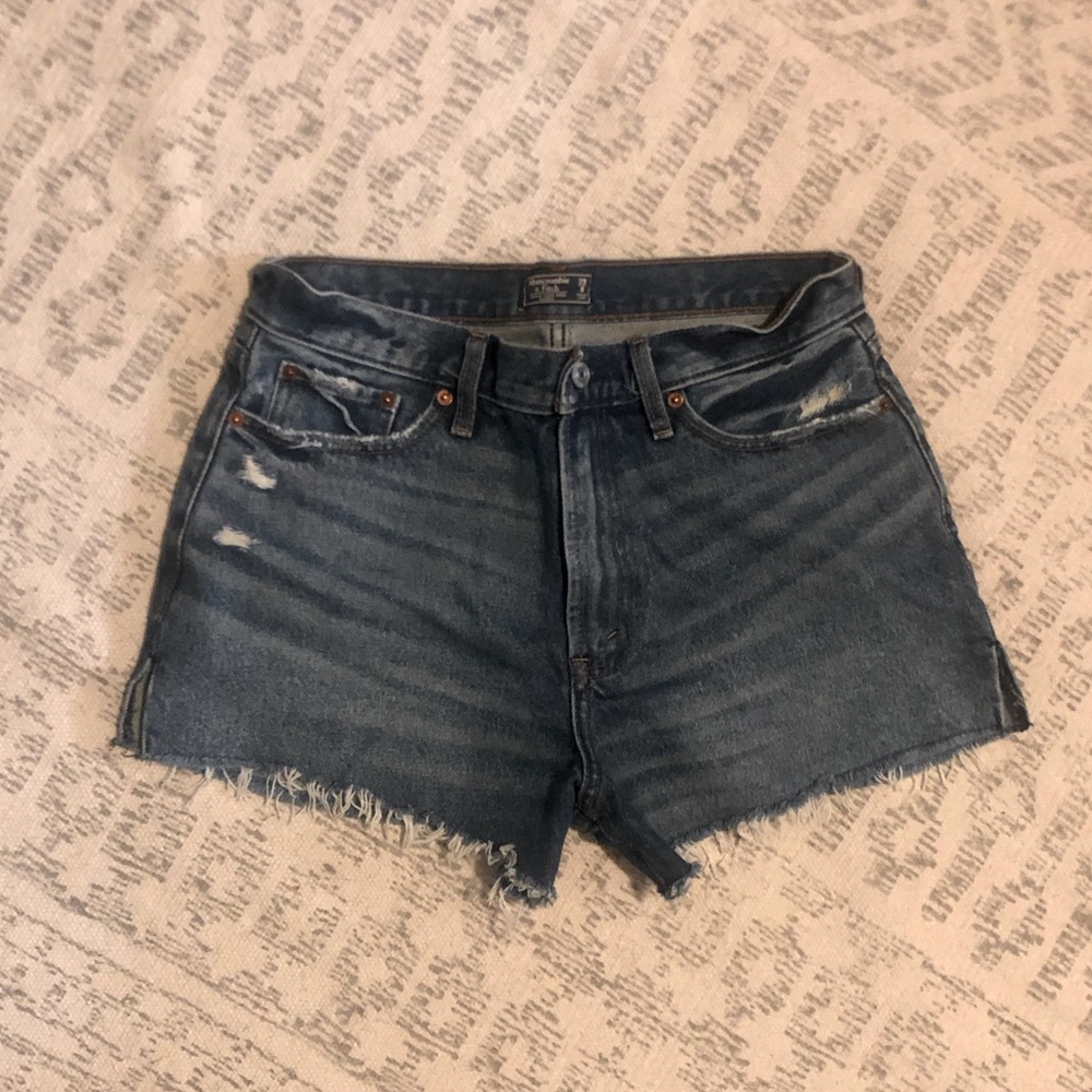 Abercrombie & Fitch Annie High Rise Shorts